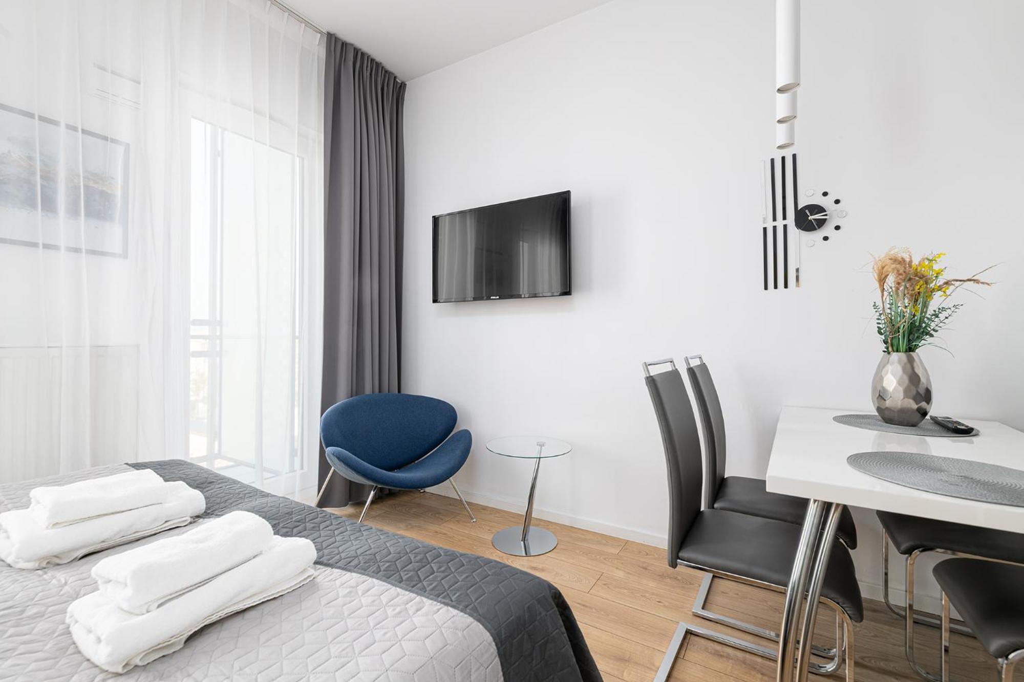 Rentplanet - Kasprzaka Apartment Warschau